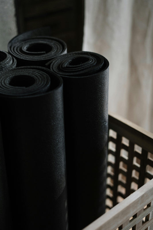 Mat Pilates vs. Reformer Pilates: What’s the Difference and Which Is Better?